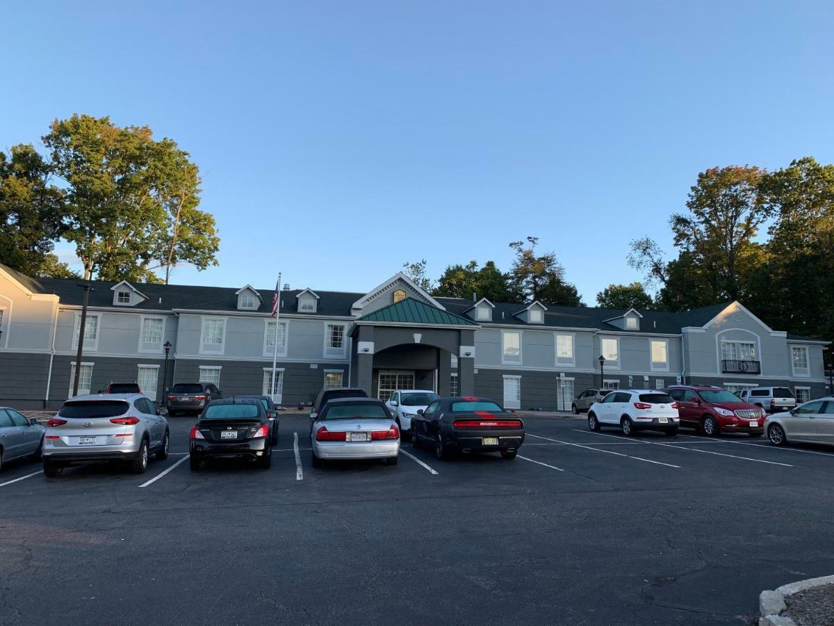 Baymont By Wyndham Budd Lake Exterior photo